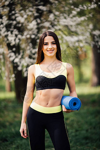 C罗传中击中对手后反弹安吉洛破门，胜利第30分钟扳平