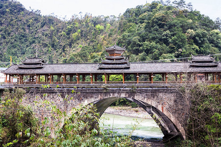 游历象山区龙胜温泉森林公园江底村侗族风情桥春景图片