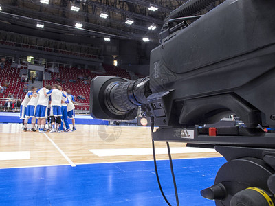 高清实时转播捕捉每一个运球突破细节见证篮网核心如何主宰比赛节奏