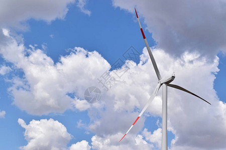 东欧风力发电厂绿色能源背景图片