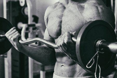 欧冠今日最佳进球候选：范德芬超级一条龙、巴洛贡小角度破门在列