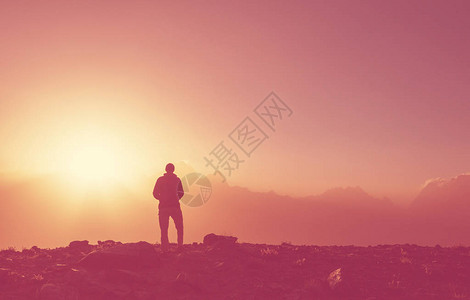 诺尔高：在欧冠首发出战是梦想成真 道曼表现出色前途光明