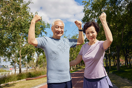 老年健康老年夫妇户外积极运动形象背景