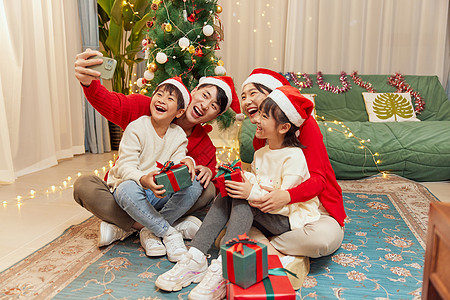 圣诞节快乐玩耍的家庭背景图片