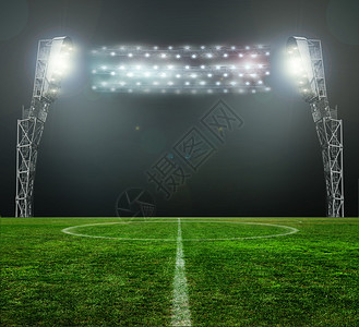 利物浦官推晒照，纪念麦卡欧冠“背靠背”两战皇马均获评全场最佳