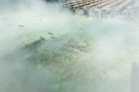 日本天然草津温泉图片