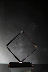 4解围+7对抗6成功！因卡皮耶社媒庆祝晋级：八强战，我们来了