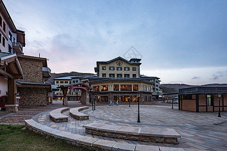 后防基石！泰晤士：加布里埃尔对阿森纳攻防很重要，他在场丢球少