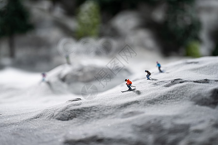 瑞典11月世预赛名单：伊萨克、伊兰加、巴德吉在列，约克雷斯缺席