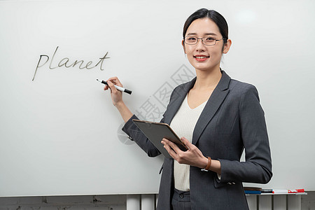 教英语的青年女教师图片