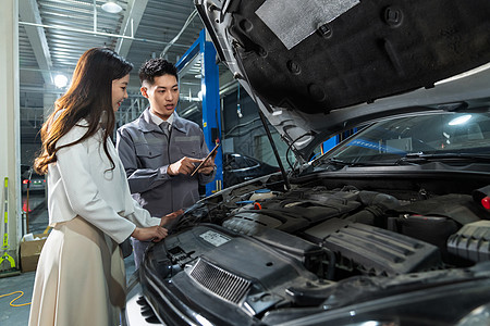 汽车修理汽车维修保养人员和顾客沟通背景
