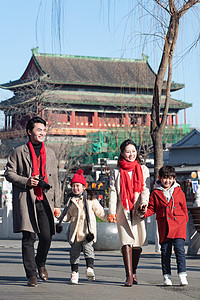 中国传统元素一家四口快乐旅行背景