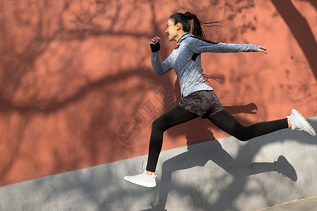 拜仁上次夺德国杯还是2020年，近5年最好成绩仅8强、3次止步第2轮