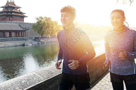 乌多吉遭持枪威胁！热刺声援：我们会一直为球员提供支持