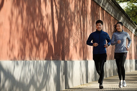 记者：邵佳一会带部分西海岸助手前往国足，并非所有人