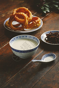 焦圈豆汁北京早餐高清图片