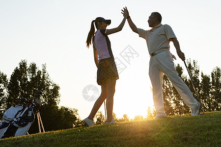 媒体人谈国足选帅：若选择本土主帅，国字号必须尽量配国外助教