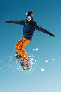 尤文vs葡体首发：孔塞桑、DV9、伊尔迪兹首发，K