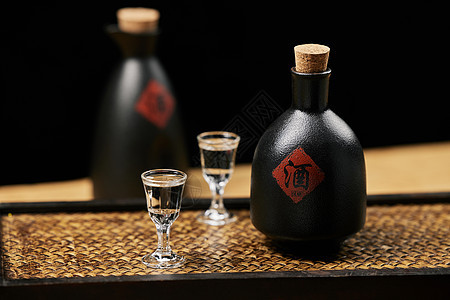 中国传统精酿白酒图片