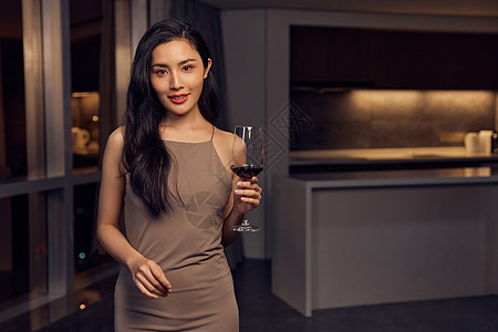 优雅美女参加酒会背景图片