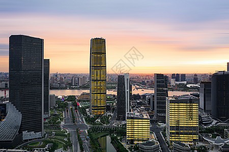 上海徐汇滨江西岸城市建筑群航拍日出图片