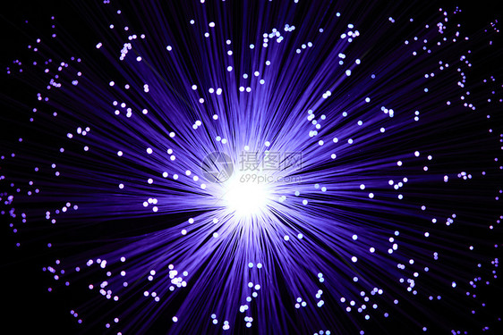科技感紫色光纤图片