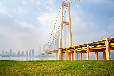 武汉杨泗港长江大桥背景