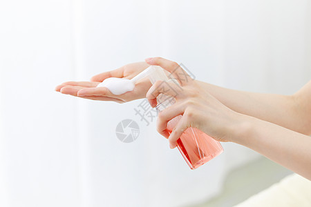 手泡沫使用泡沫洗手液清洁消毒特写背景