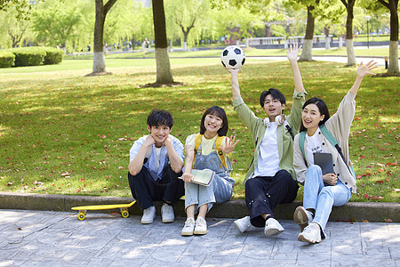 年轻活力的校园大学生图片