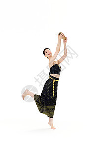 抱着陶罐舞蹈的傣族美女图片