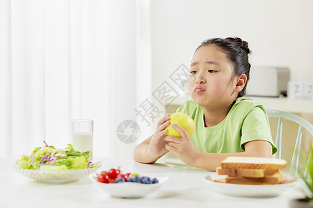 儿童早餐小女孩挑食背景