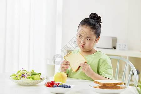 微胖小女孩厌食图片