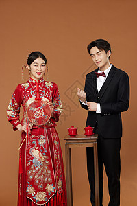准夫妻中式传统结婚形象图片