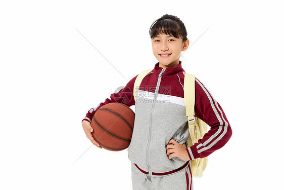 小女孩手拿篮球形象图片