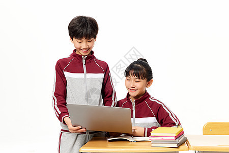 小学生讨论学习电脑图片