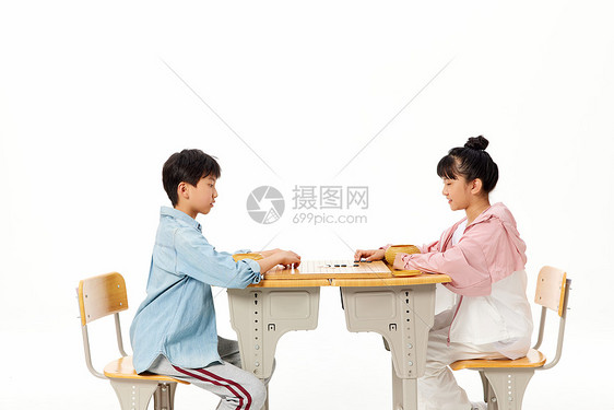 儿童围棋对决图片