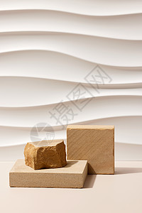 石砖木块堆叠与沙浪背景图片