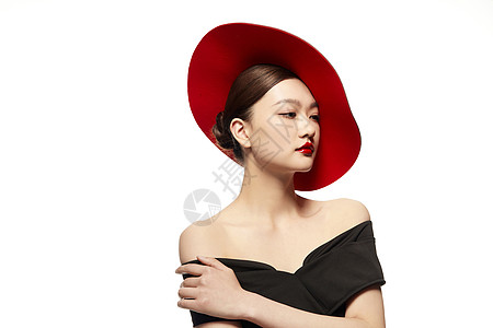 红帽冷艳气质美女图片