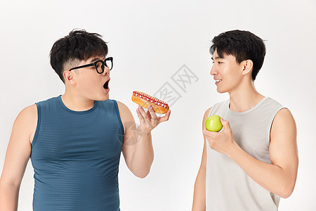 不同身材的男性选择不同饮食图片