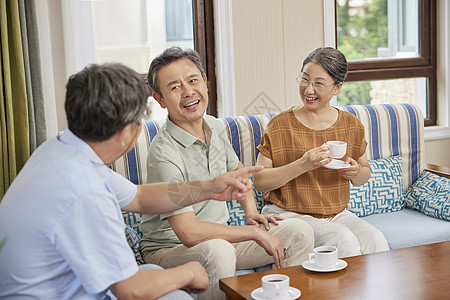 老年人聚会休闲聊天图片