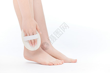 女性使用工具护理脚高清图片
