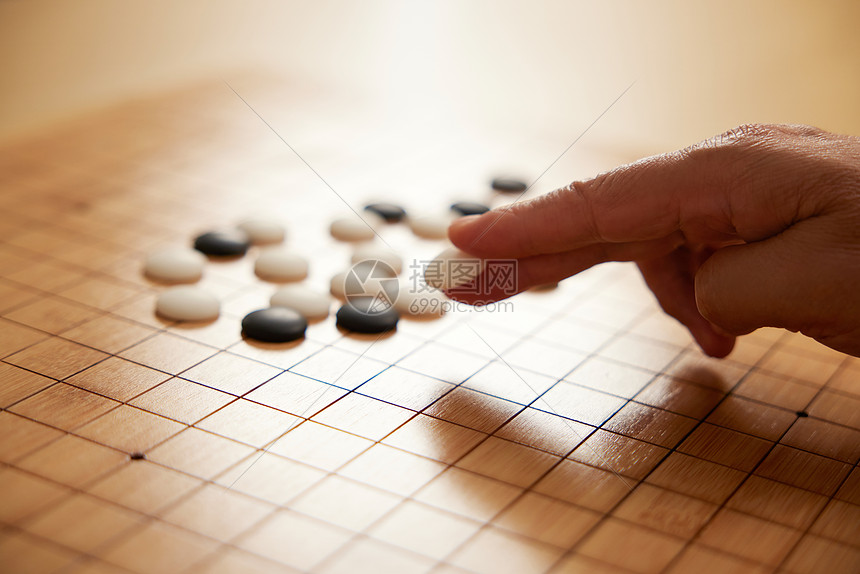 下围棋手部特写图片