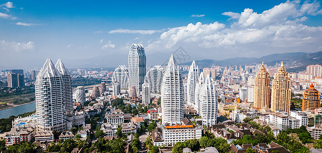 航拍浪漫唯美的西双版纳中心区风景图片