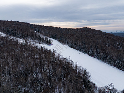 滑雪单板航拍黑龙江伊春梅花山滑雪场雪景背景