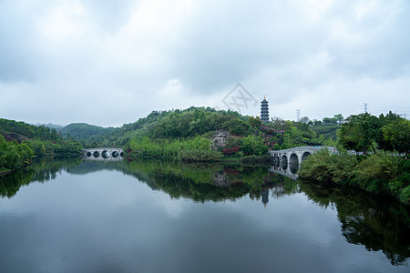 清明雨上江南烟雨雨水背景