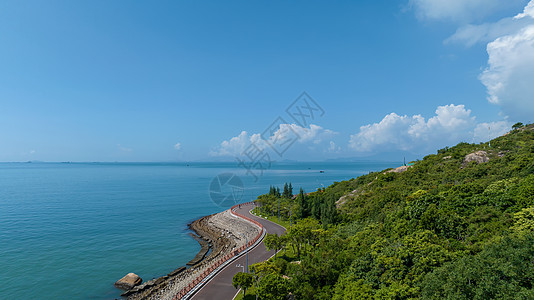 航拍深圳大鹏半岛蓝色海洋海岸线海景图片