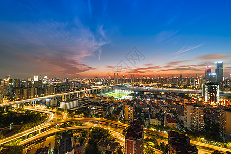 南浦大桥和黄浦江两岸城市夜景风光图片