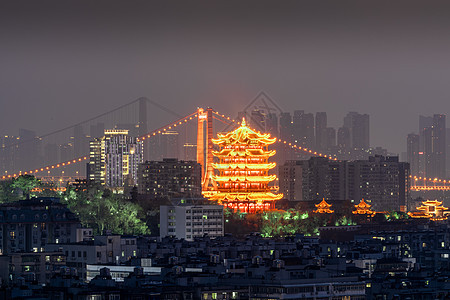 湖北武汉黄鹤楼与鹦鹉洲大桥古今同框的景观图片