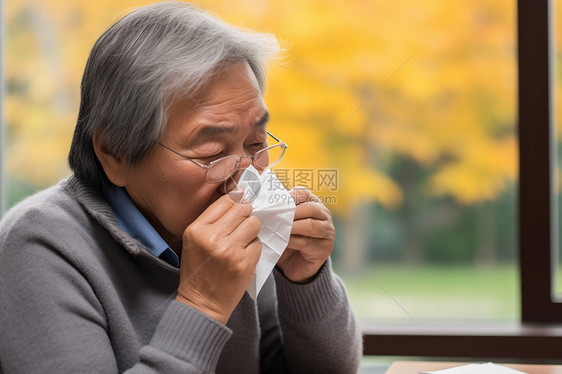 感冒流鼻涕的老年人图片