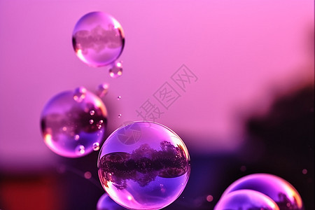 紫色的肥皂泡图片